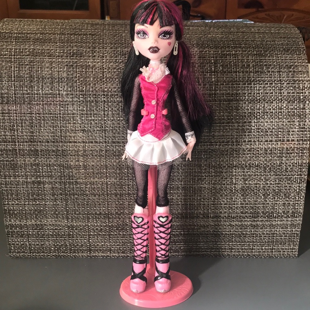Draculaura